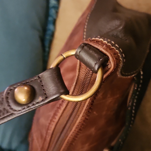 THE SAK Brown and Shimmer Bronze Leather Shoulder Bag.. - Picture 4 of 11